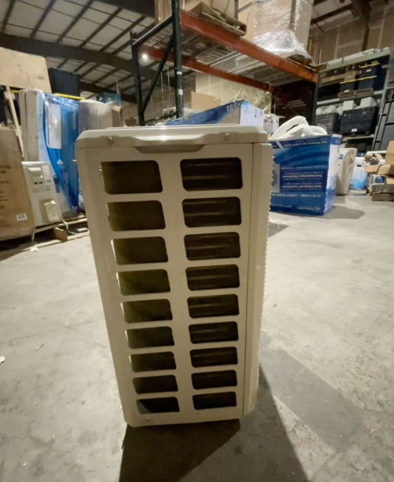 Grade A - MRCOOL DIY 4th Gen 18K BTU Condenser (S&D)