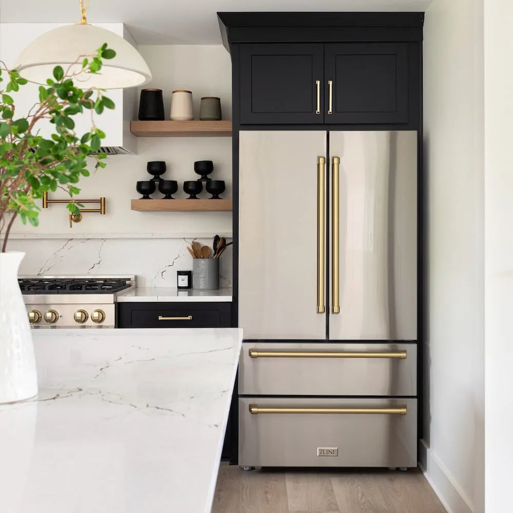 ZLINE Autograph Edition 36-inch refrigerator in fingerprint-resistant stainless steel with bright white interior and polished gold accents RFMZ-36-G, view 2