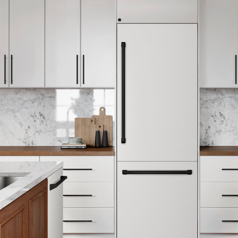 ZLINE Autograph Edition 30-inch refrigerator in white matte with graphite gray interior and matte black accents GRBIVZ-WM-30-MB, view 2