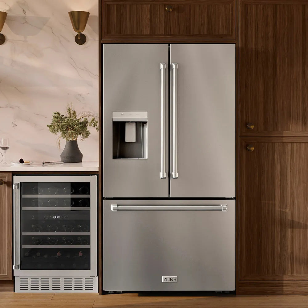 ZLINE 36-inch refrigerator in fingerprint-resistant stainless steel with bright white interior RSM-W-36, front view