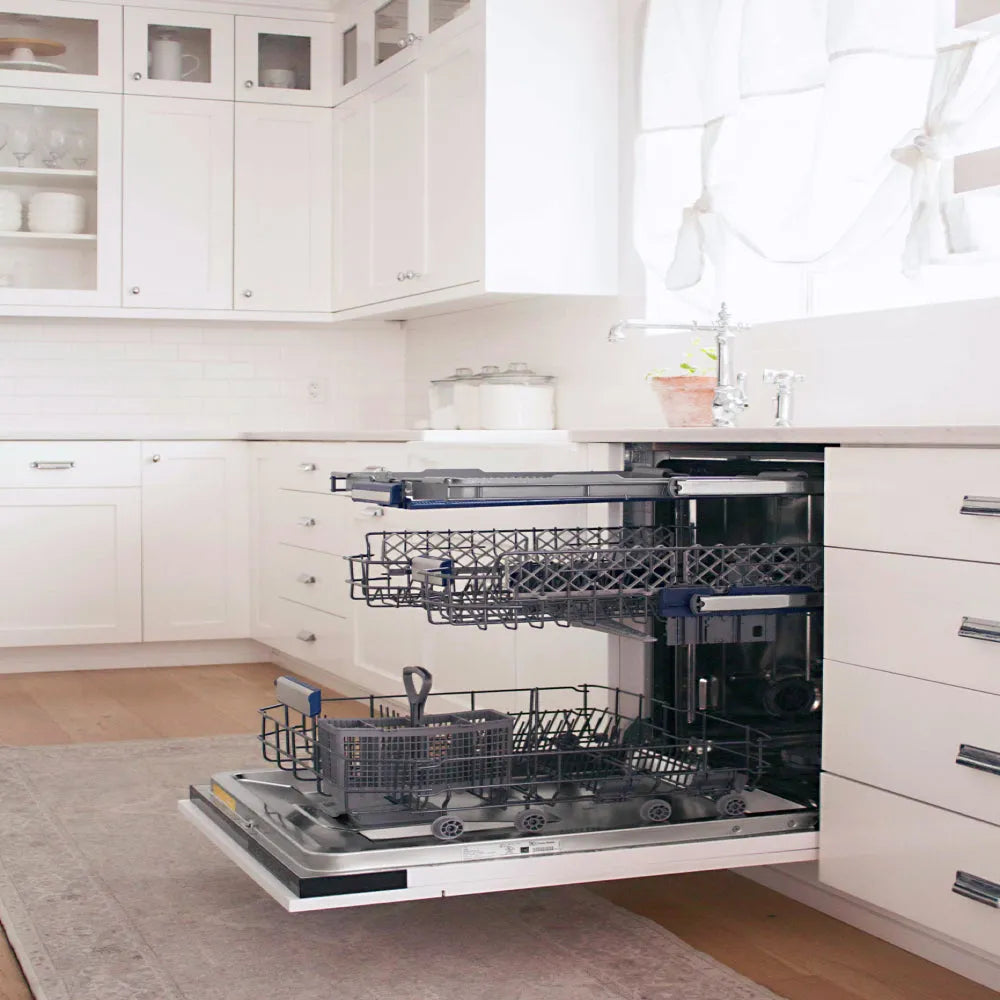 ZLINE Tallac 24-inch dishwasher, panel ready DWV-24, view 2