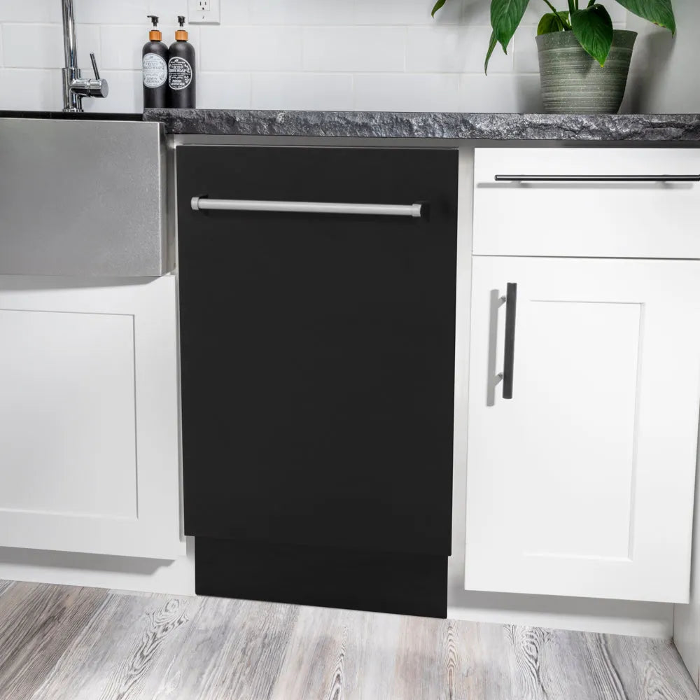 ZLINE Tallac 18-inch dishwasher in black matte DWV-BLM-18, detail