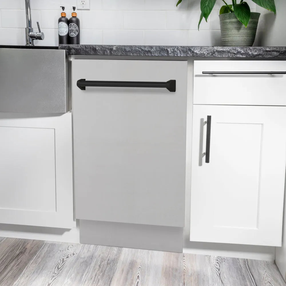 ZLINE Autograph Edition Tallac 18-inch dishwasher in stainless steel and matte black accents DWVZ-304-18-MB, detail