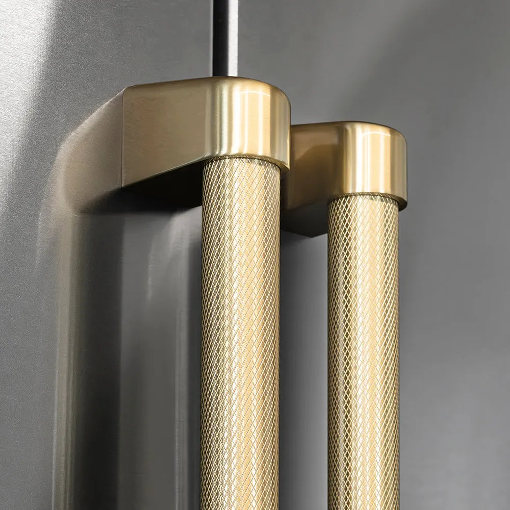 ZLINE Autograph Edition 36-inch refrigerator in stainless steel with graphite gray interior and champagne bronze accents GRBIVZ-30436KCB, detail